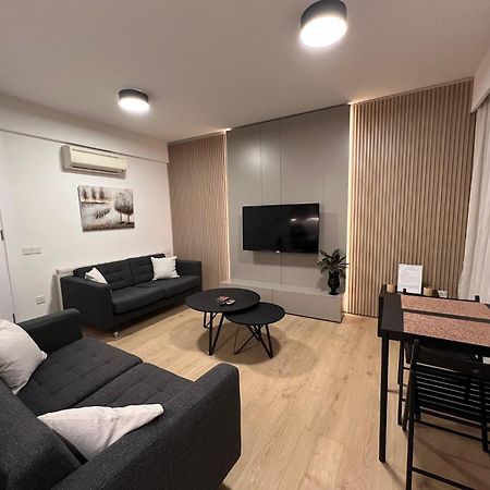 Daniela'S Modern Apartment Strovolos Екстер'єр фото